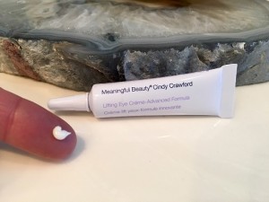 Meaningful Beauty Lifting Eye Creme